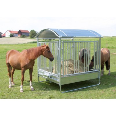 Comedero para caballos con barrera de seguridad
