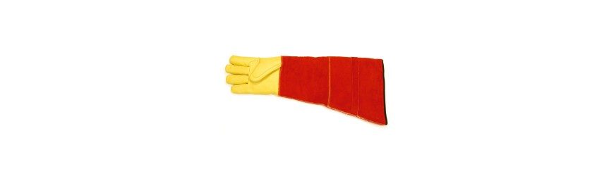 * Guantes manejo y bozales